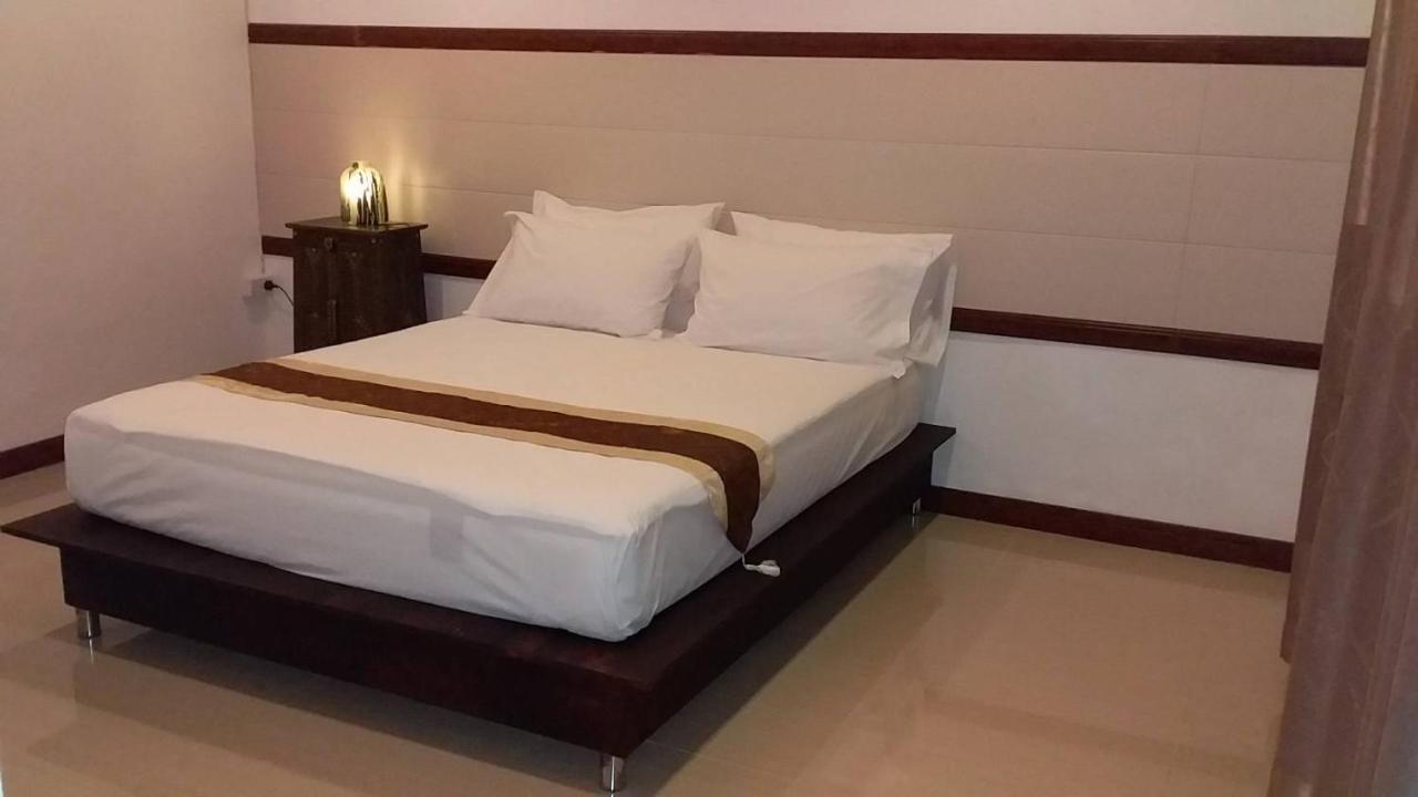 Hotel Chiang Khong Hill Exterior foto